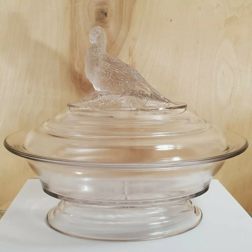 Pheasant and Ivy Lid Oval Dish 9.75"L clear with pink cast